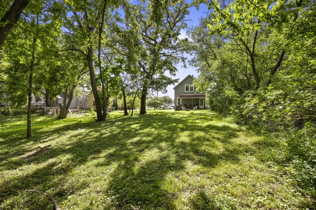 14329 South Beacon Avenue Orland Park IL 60462