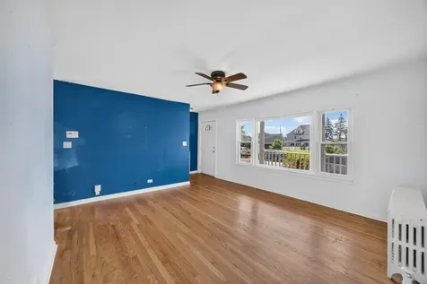 14329 South Beacon Avenue Orland Park IL 60462