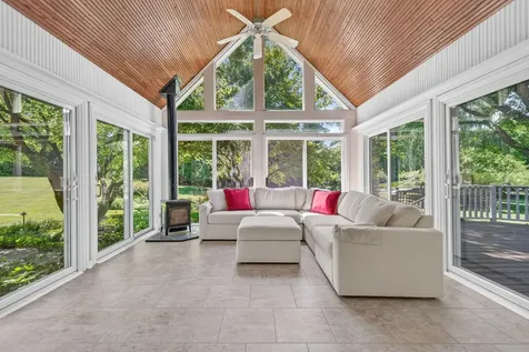 27033 West Coventry Court Lake Barrington IL 60010