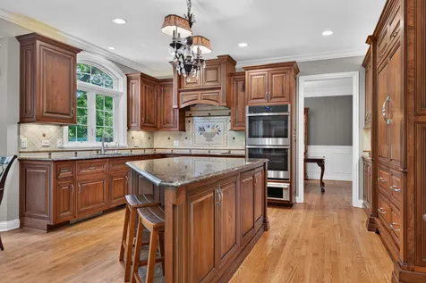 27033 West Coventry Court Lake Barrington IL 60010