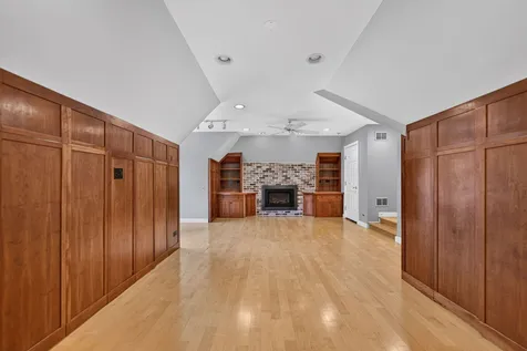 27033 West Coventry Court Lake Barrington IL 60010