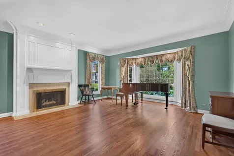27033 West Coventry Court Lake Barrington IL 60010