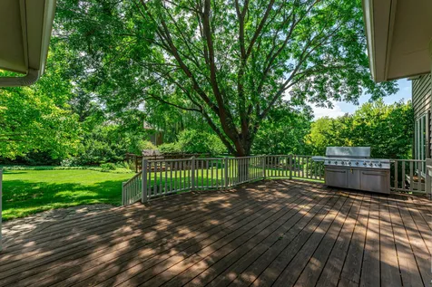 27033 West Coventry Court Lake Barrington IL 60010