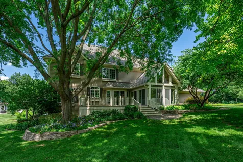 27033 West Coventry Court Lake Barrington IL 60010