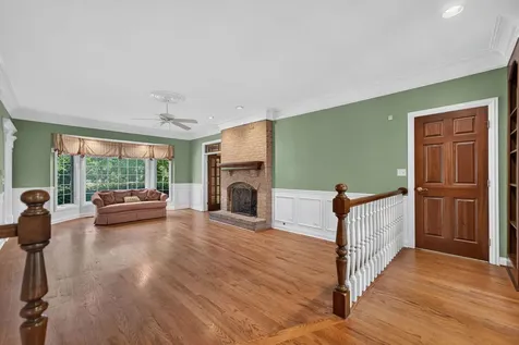 27033 West Coventry Court Lake Barrington IL 60010