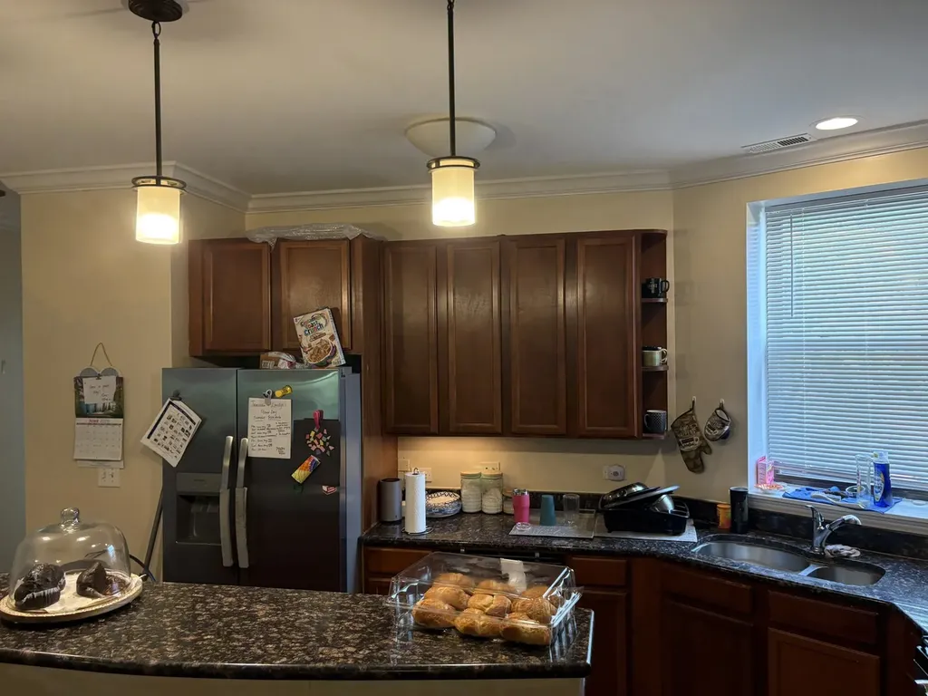 706 East 51st Street Chicago IL 60615