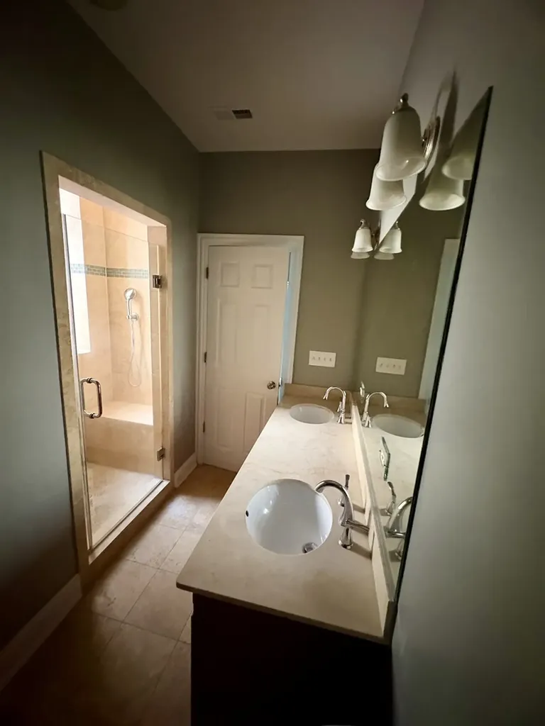706 East 51st Street Chicago IL 60615