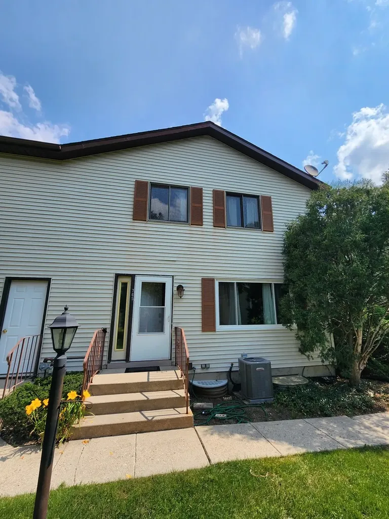 765 Washington Street Woodstock IL 60098