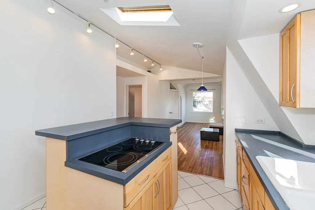 3254 North Nagle Avenue Chicago IL 60634