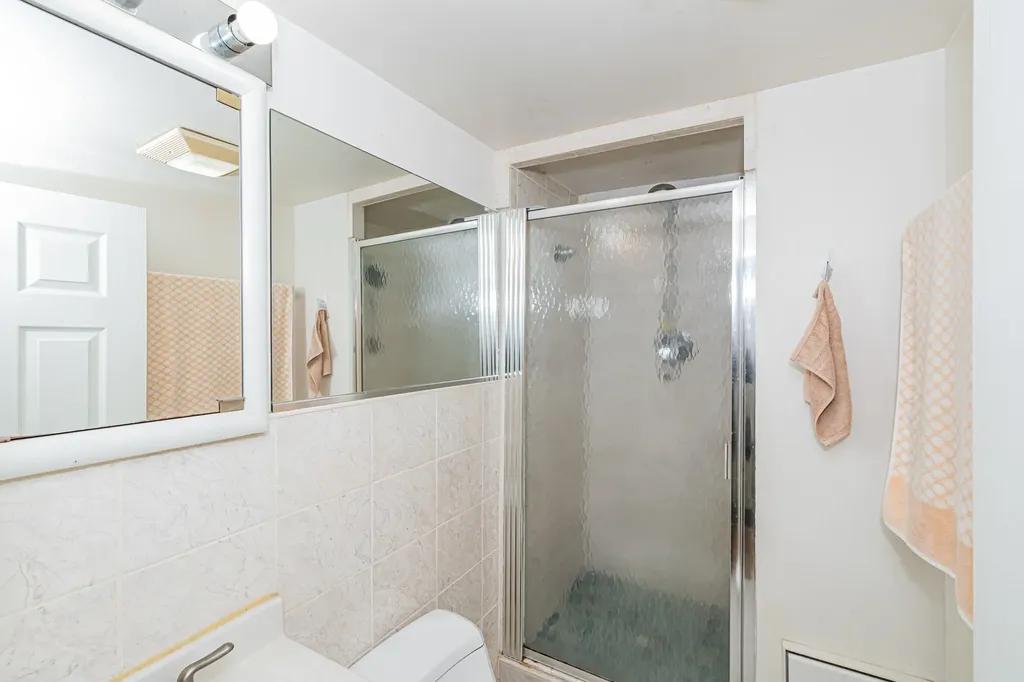 3254 North Nagle Avenue Chicago IL 60634
