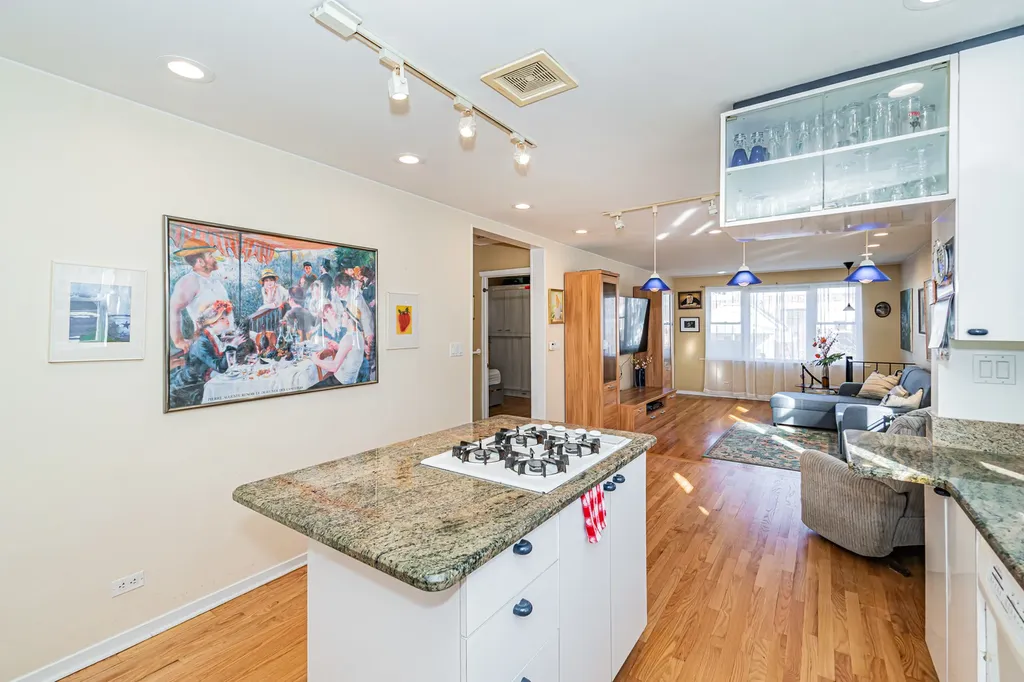 3254 North Nagle Avenue Chicago IL 60634