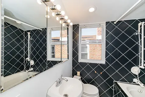 3254 North Nagle Avenue Chicago IL 60634