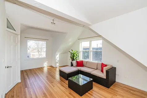 3254 North Nagle Avenue Chicago IL 60634