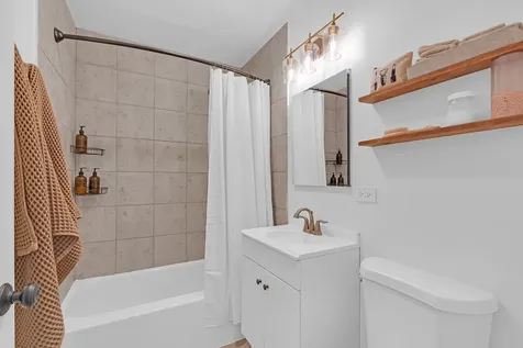 1450 Sandpebble Drive Wheeling IL 60090