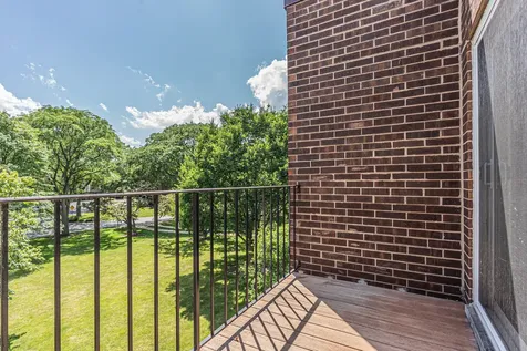 1450 Sandpebble Drive Wheeling IL 60090