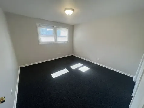 7832 South Cregier Avenue Chicago IL 60649