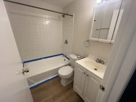 7832 South Cregier Avenue Chicago IL 60649
