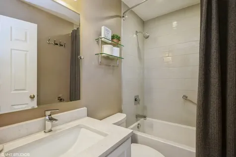 707 Clover Hill Court Elk Grove Village IL 60007