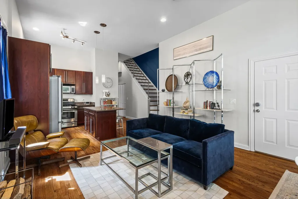 2623 West Evergreen Avenue Chicago IL 60622