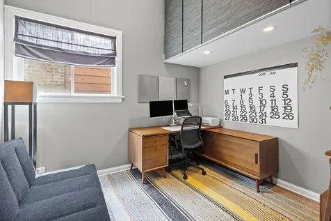 2623 West Evergreen Avenue Chicago IL 60622