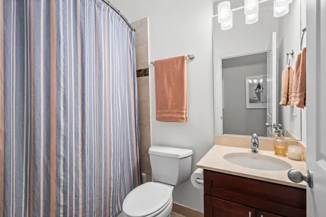 2623 West Evergreen Avenue Chicago IL 60622