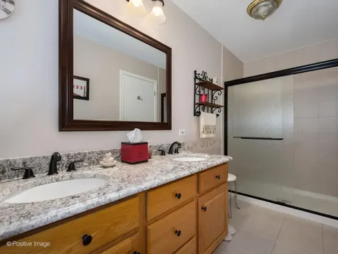 7294 West Diversey Avenue Elmwood Park IL 60707