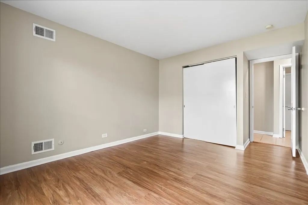 5300 Carriageway Drive Rolling Meadows IL 60008