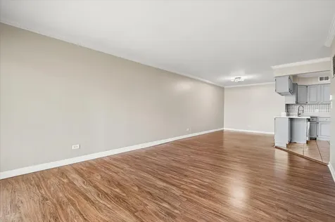5300 Carriageway Drive Rolling Meadows IL 60008