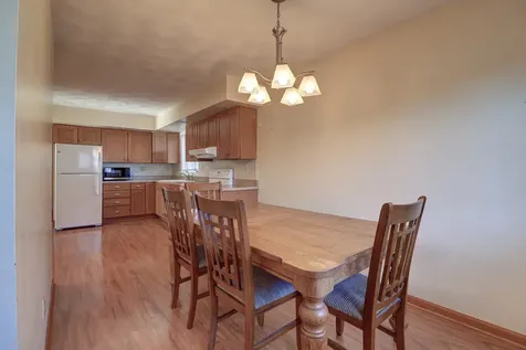 302 West 13th Street Sterling IL 61081