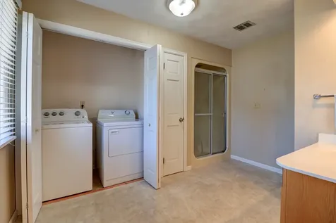 302 West 13th Street Sterling IL 61081