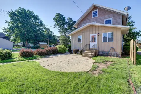 302 West 13th Street Sterling IL 61081
