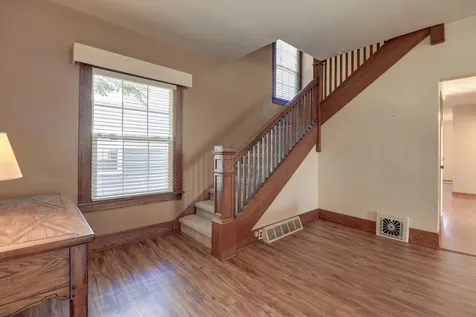 302 West 13th Street Sterling IL 61081
