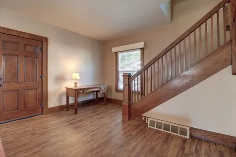 302 West 13th Street Sterling IL 61081