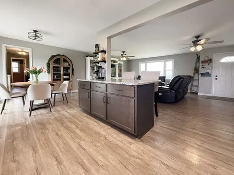 3201 Meridian Drive Champaign IL 61822
