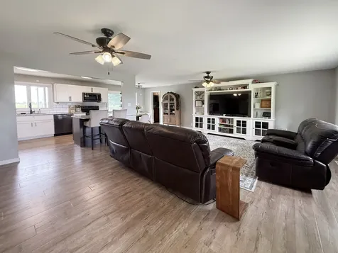 3201 Meridian Drive Champaign IL 61822