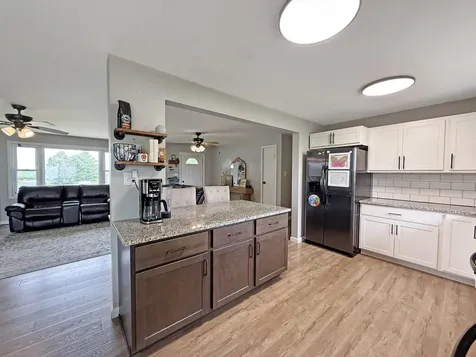 3201 Meridian Drive Champaign IL 61822