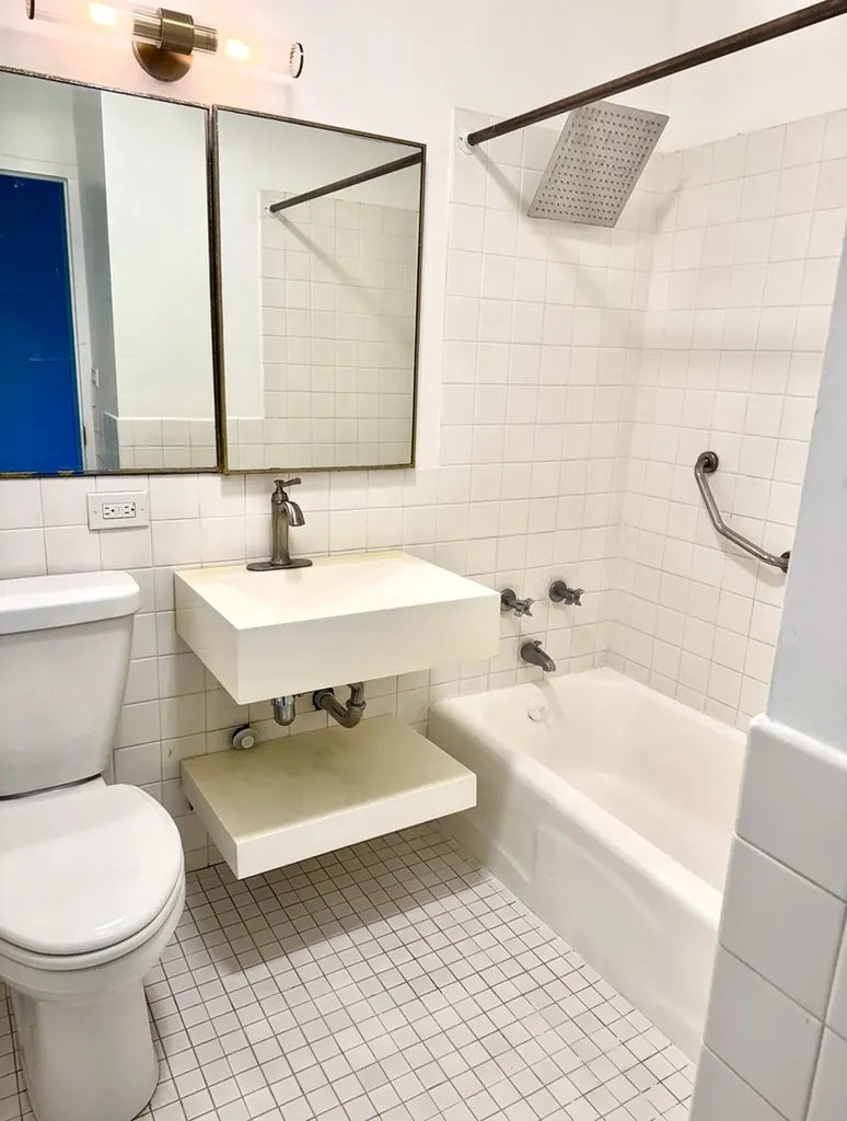 4250 North Marine Drive Chicago IL 60613