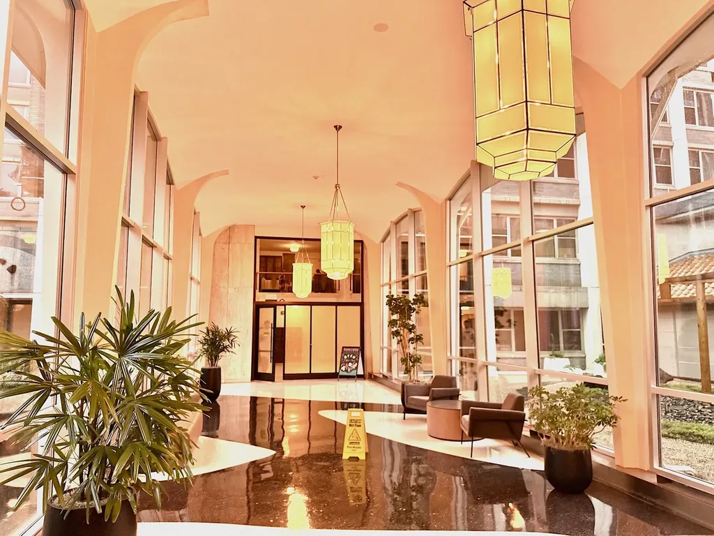 4250 North Marine Drive Chicago IL 60613