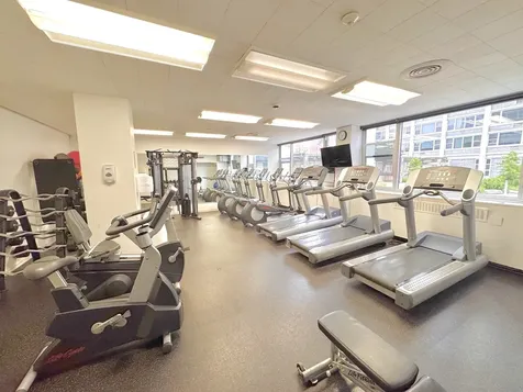 4250 North Marine Drive Chicago IL 60613