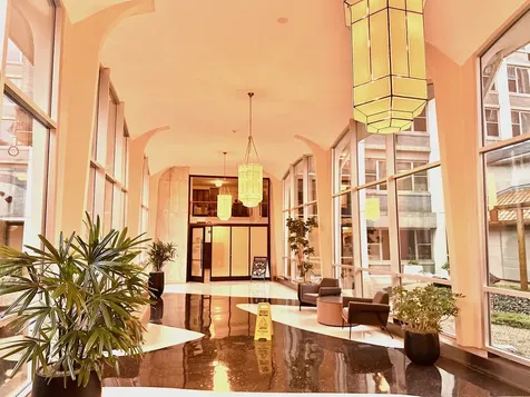 4250 North Marine Drive Chicago IL 60613