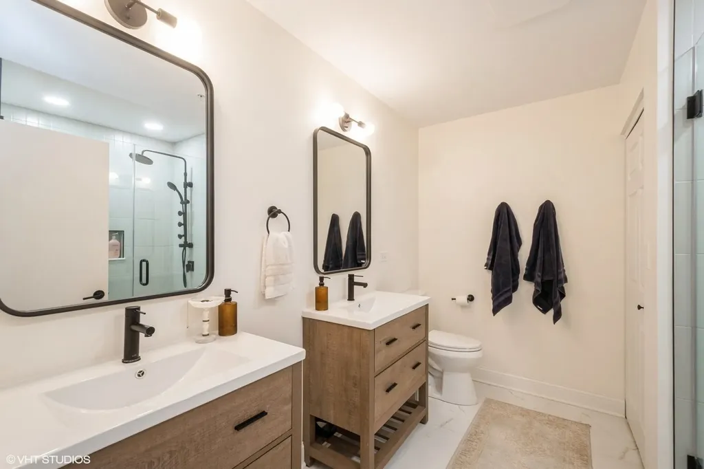 451 West Huron Street Chicago IL 60654