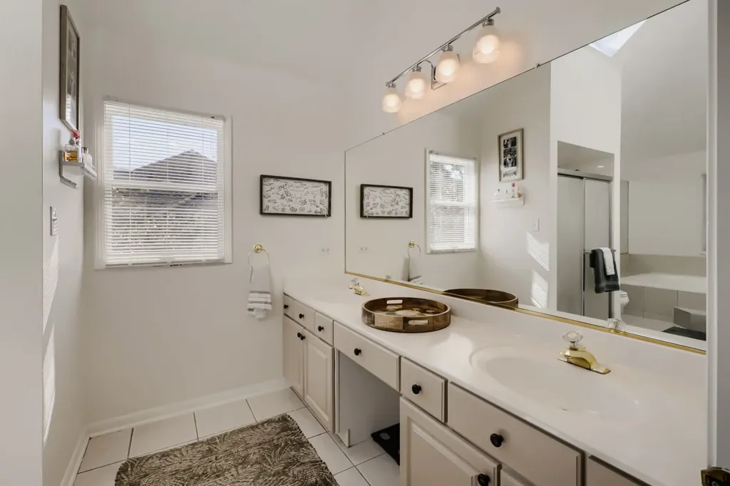 1776 Chadwicke Circle Naperville IL 60540