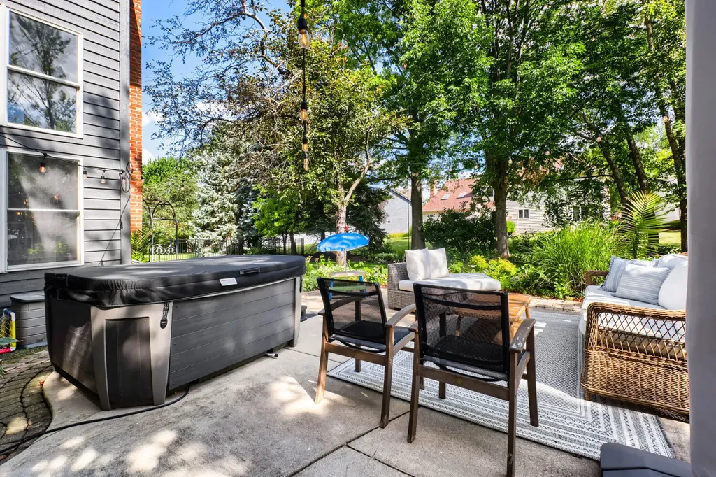 1776 Chadwicke Circle Naperville IL 60540