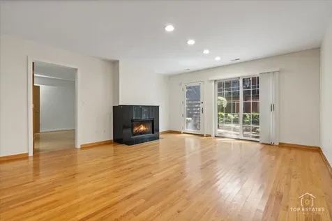 1812 South Dearborn Street Chicago IL 60616