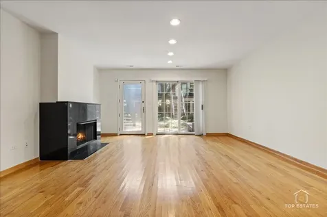 1812 South Dearborn Street Chicago IL 60616