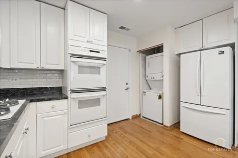 1812 South Dearborn Street Chicago IL 60616