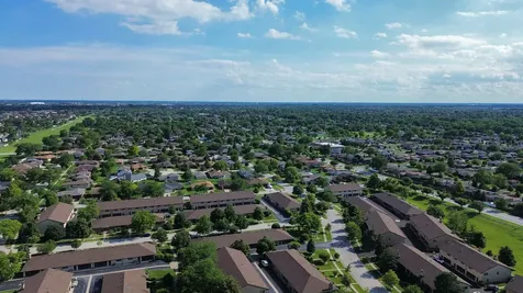 8252 Ashley Lane Tinley Park IL 60477