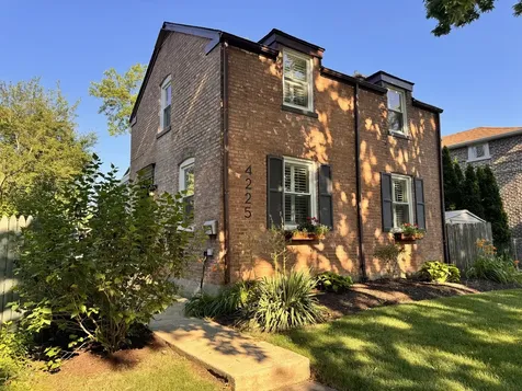 4225 Anna Avenue Lyons IL 60534