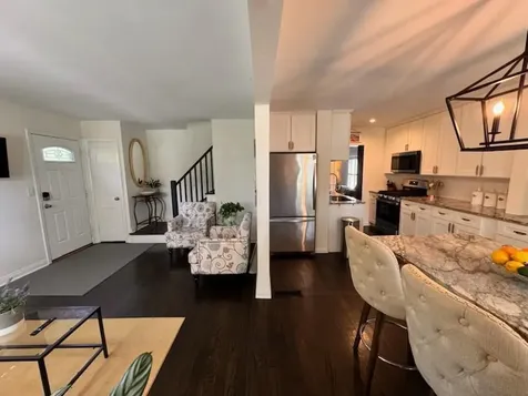 4225 Anna Avenue Lyons IL 60534