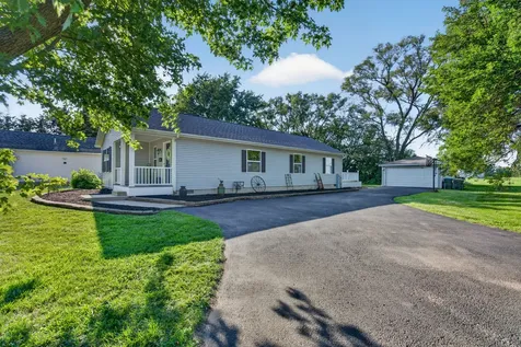 1238 East North Street Coal City IL 60416